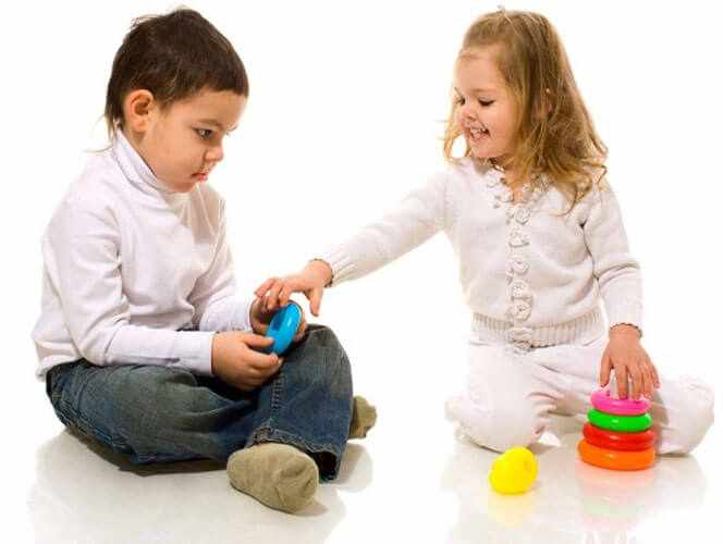 Как адаптировать ребенка к детскому саду: советы детского психолога